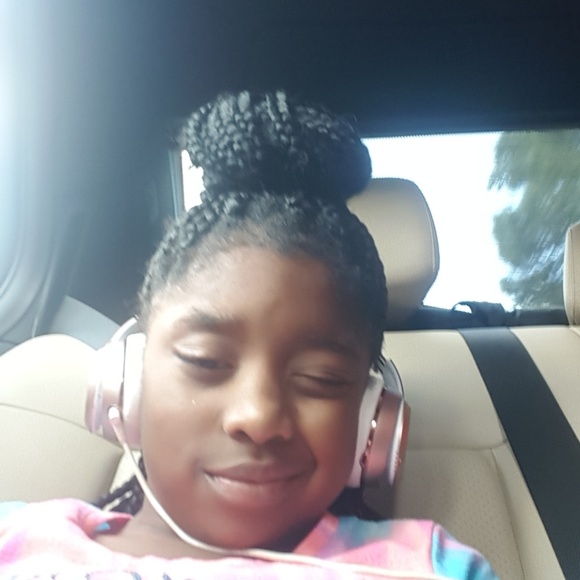 GAMES - Picture 4 of 4